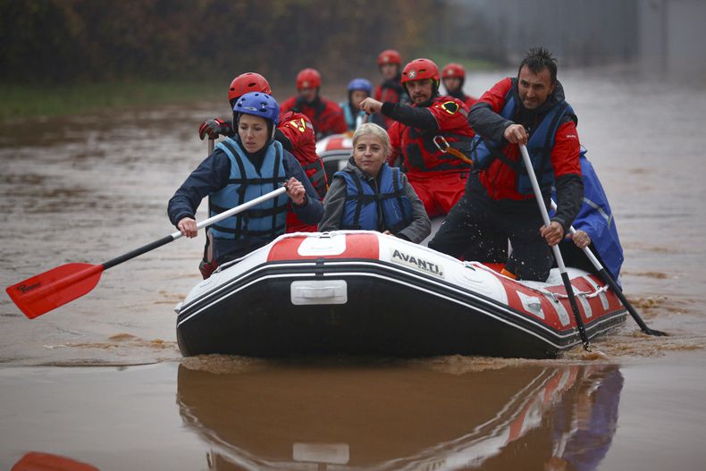 EUR-CLI BOSNIA-INUNDACIONES