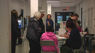 Republicanos y demócratas votan en el último súper martes