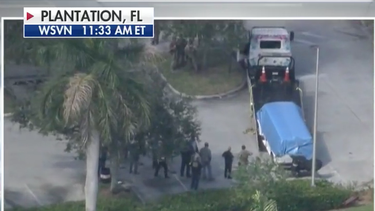 hombre en custodia en el sur de la florida en conexion con paquetes sospechosos enviados a politicos 
