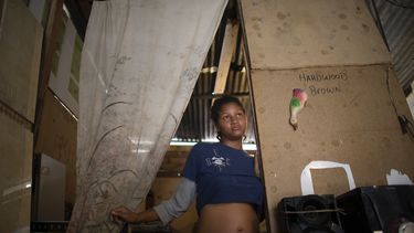 La crisis empuja a las venezolanas a la “maternidad forzada”