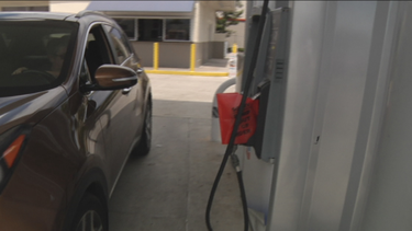 se quedan sin combustible varias gasolineras en el condado miami dade