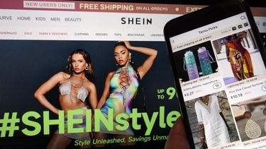ARCHIVO - Páginas del sitio web de Shein, izquierda, y del sitio de Temu, derecha, en una fotografía tomada en Nueva York el 23 de junio de 2023. (AP Foto/Richard Drew, archivo)