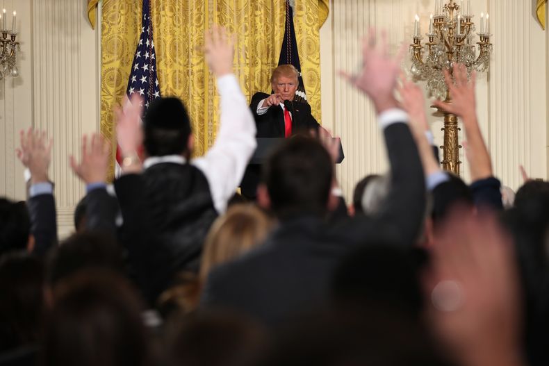 AMN-GEN_TRUMP-PRESIDENTES_Y_LA_PRENSA-1.jpg