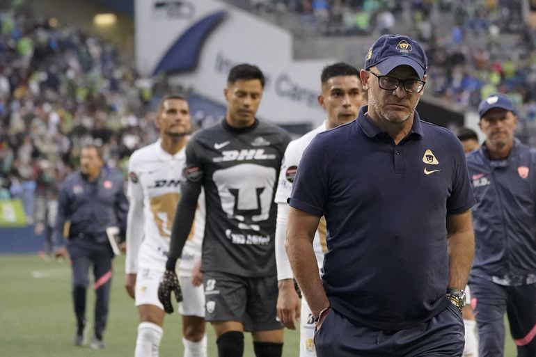 Argentino Lillini sigue como técnico de Pumas hasta 2023