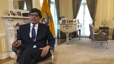 Ecuador niega trato injusto a Assange