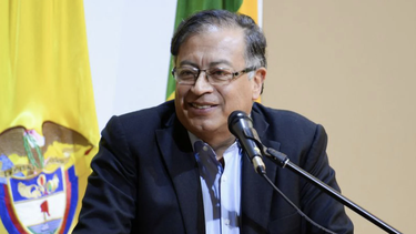 juan guaido critico a gustavo petro por reconocer al dictador nicolas maduro: ampara el terrorismo mundial en venezuela