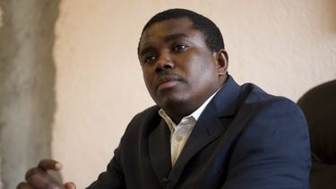 americateve | El abogado Andre Michel durante una entrevista en su oficina en Puerto Pr&iacute;ncipe, Hait&iacute;, el jueves 24 de octubre de 2013. (Foto AP/Dieu Nalio Chery)