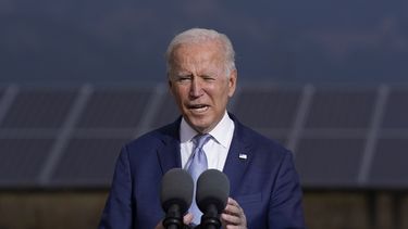 Biden y empresarios hablan sobre obligatoriedad de vacuna