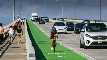 comision de miami dade discute la posibilidad de renovar o privatizar el puente de key biscayne