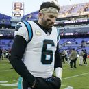 Panthers sientan a Mayfield; Darnold será titular vs Broncos