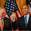 Demócratas bloquean financiación del DHS por 25 días mientras crecen alertas de terrorismo y caos en aeropuertos