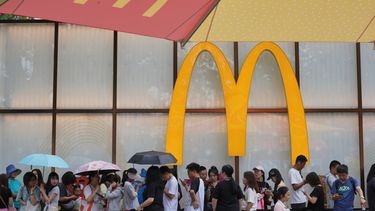 Un McDonalds en Beijing el 20 de agosto del 2025. (AP foto/Andy Wong)
