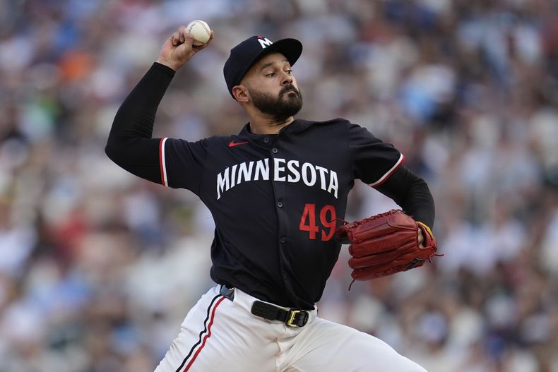 El venezolano Pablo López, lanzador de los mellizos de Minnesota, cumple con su apertura del sábado 24 de agosto de 2024, ante los Cardenales de San Luis (AP Foto/Abbie Parr)