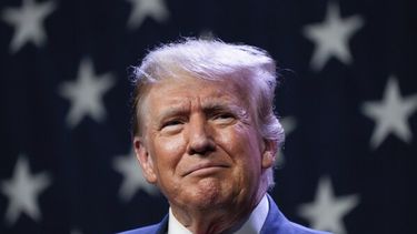 trump despide a 17 inspectores generales de agencias federales