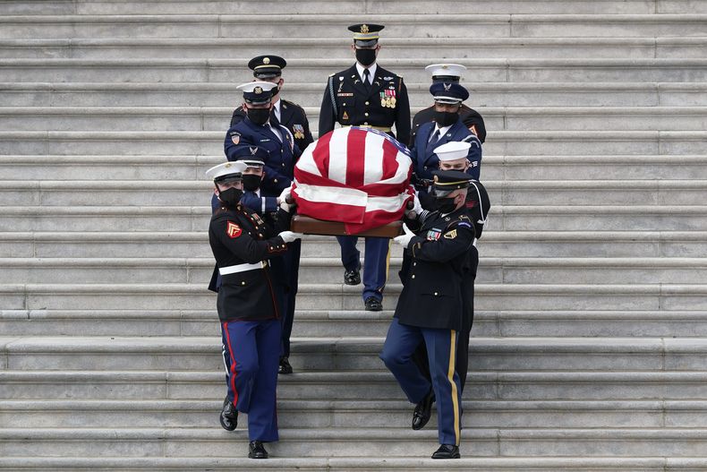 AMN-GEN BOB DOLE-HOMENAJE
