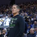 Gerente despedido de Mavericks demanda al club