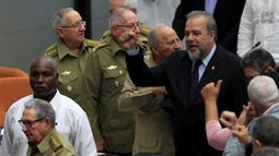 manuel marrero promete mejorias en la economia cubana... con los sacrificios del pueblo y sin arriesgar la revolucion