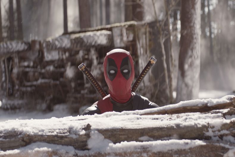 En esta imagen proporcionada por 20th Century Studios/Marvel Studios, Ryan Reynolds en una escena de Deadpool & Wolverine. (20th Century Studios/Marvel Studios vía AP)