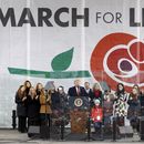 Trump promete apoyar a opositores al aborto