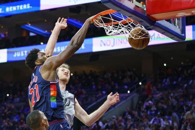 DEP-BAS SPURS-76ERS