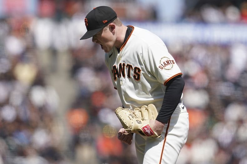 DEP-BEI PADRES-GIGANTES