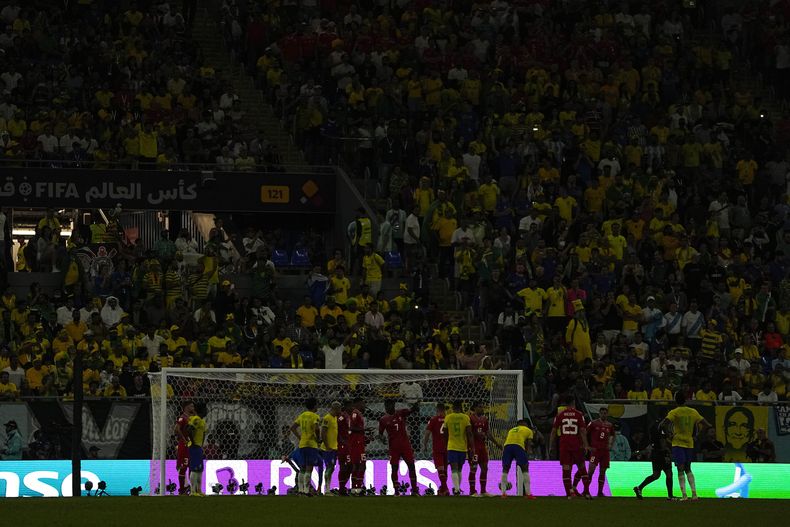 DEP-FUT MUNDIAL ESTADIO 974-LUCES