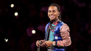 ozuna recibe reconocimiento de la revista time y daddy yankee expreso su orgullo