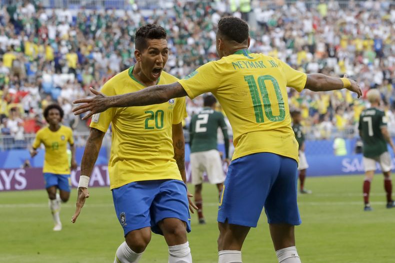 DEP-FUT_MUNDIAL_BRASIL-MEXICO-4.jpg