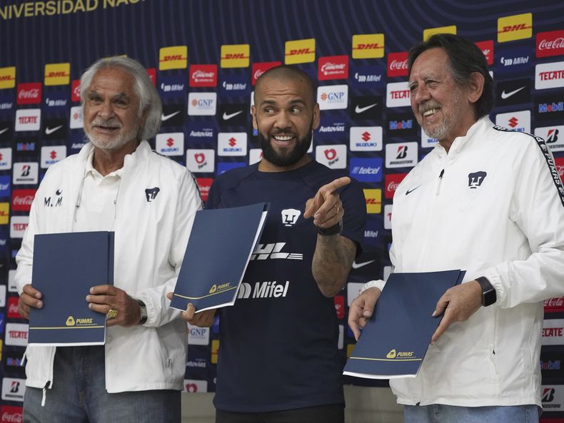 DEP-FUT MÉXICO PUMAS-ALVES