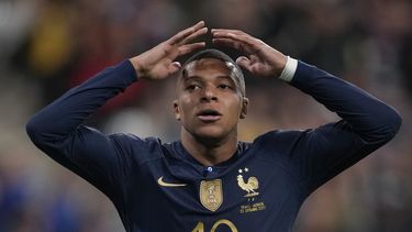 Otra vez Mbappé querría irse de PSG