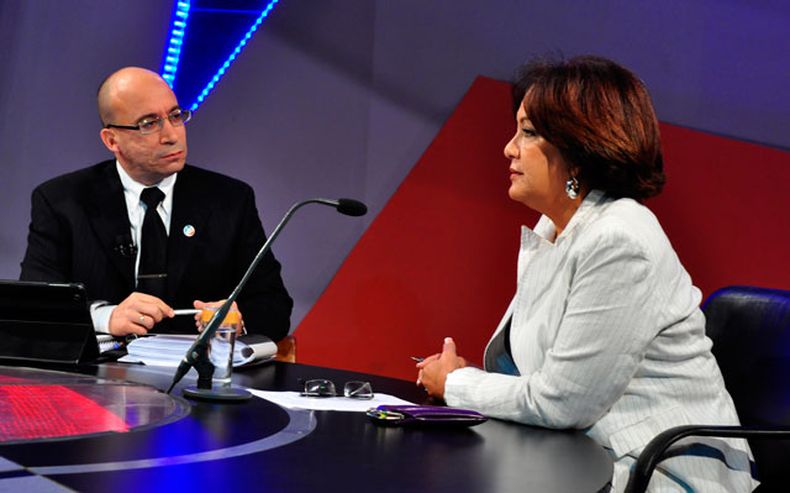 '¿Por qué permitir ese maltrato al cliente?', dice. A quienes 'las ofrecen a peso frente a los mercados agropecuarios, las panaderías y otros establecimientos no les faltan', se queja.