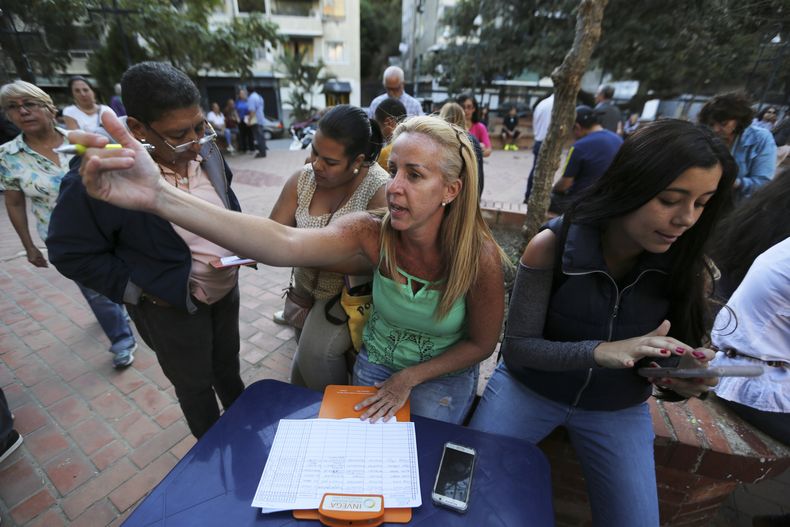 REP-GEN_VENEZUELA-VOLUNTARIOS_OPOSITORES-2.jpg