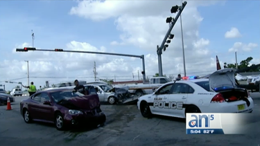 violento choque en la 16 w y okeechobee rd , hialeah deja un lesionado
