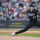 Mike Clevinger, de los Medias Blancas de Chicago, realiza su apertura ante los Tigres de Detroit, el viernes 2 de junio de 2023 (AP Foto/Erin Hooley)