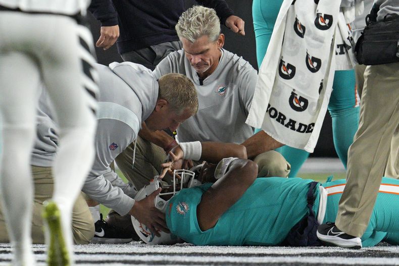 DEP-NFL DOLPHINS-TAGOVAILOA