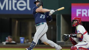 Marineros vienen de abajo, vencen 6-5 a los Rangers