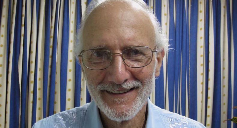 En la comparecencia anunció una importante relajación de las restricciones económicas y de viaje a la Isla.