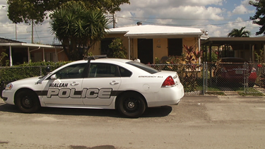 ladron roba varias casas de personas mayores  en hialeah