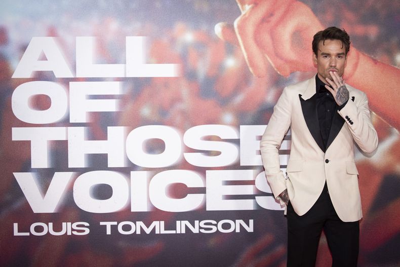 ARCHIVO - Liam Payne posa a su llegada al estreno de la película All of These Voices en Londres el jueves 16 de marzo de 2023. (Foto Vianney Le Caer/Invision/AP, archivo)