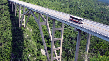 la cuba del recuerdo | el puente de bacunayagua