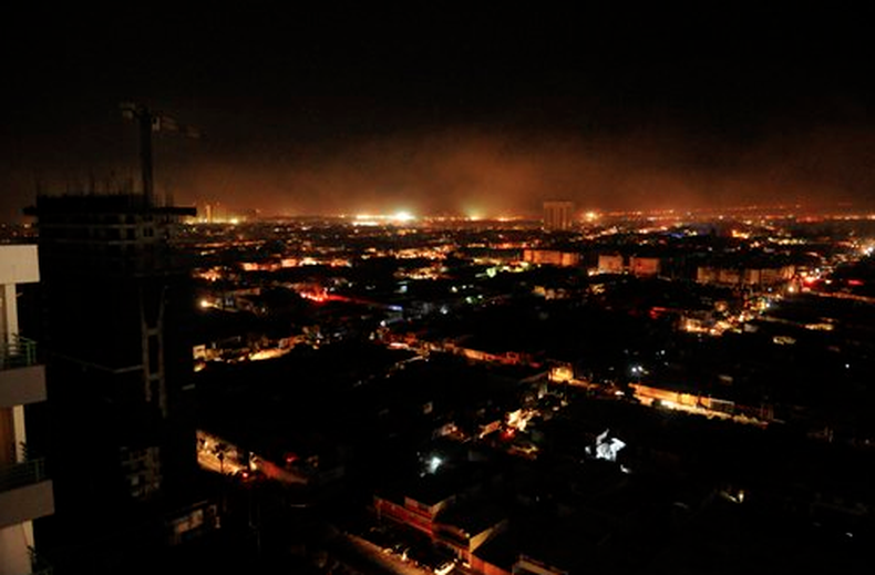 Son seis los muertos por el terremoto en Chile y hay 900.000 evacuados El gobierno de Michelle Bachelet levantó la alerta de tsunami; el movimiento, de 8,3 en la escala de Richter, se registró a 99 kilómetros de la costa, a la altura de Iquique