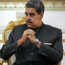 ARCHIVO - El presidente venezolano Nicolás Maduro asiste a una reunión en el palacio presidencial de Miraflores en Caracas, Venezuela, el 20 de febrero de 2024. (AP Foto/Ariana Cubillos, Archivo)