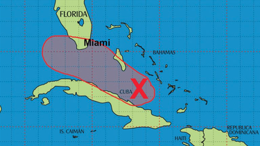 fuerte onda tropical continua su paso hacia el sur de florida