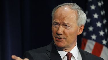 William Asa Hutchinson, gobernador de Arkansas.