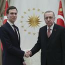 Trump ordenó que otorgaran credencial de seguridad a Kushner