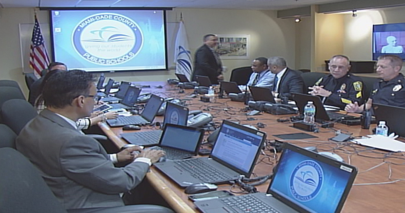 INVESTIGAN AMENAZAS.png