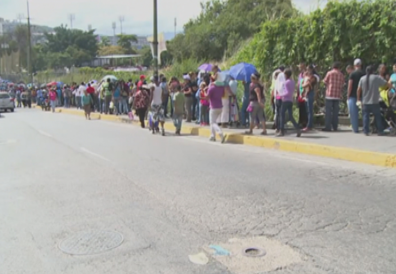 venezolanos reporteros de calle.png