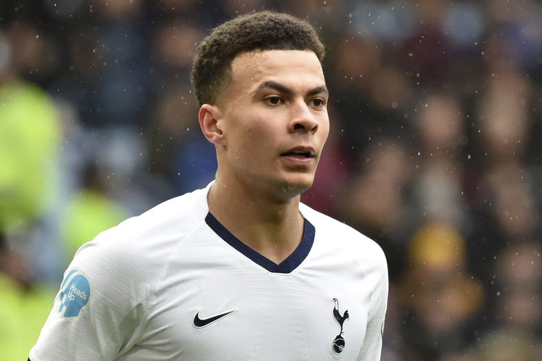 Dele Alli, jugador de Tottenham, durante el partido de la Liga Premier contra Aston Villa, el 16 de febrero de 2020. (AP Foto/Rui Vieira)