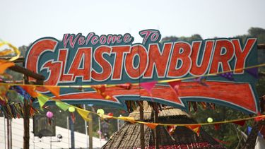Coldplay y Jorja Smith participarán en Glastonbury virtual