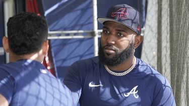 Ozuna se reincorpora a Bravos, ofrece disculpas